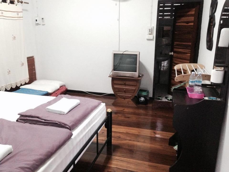 Pimpa House Hotel Ban Hua Nam Mae Sakut Exterior photo