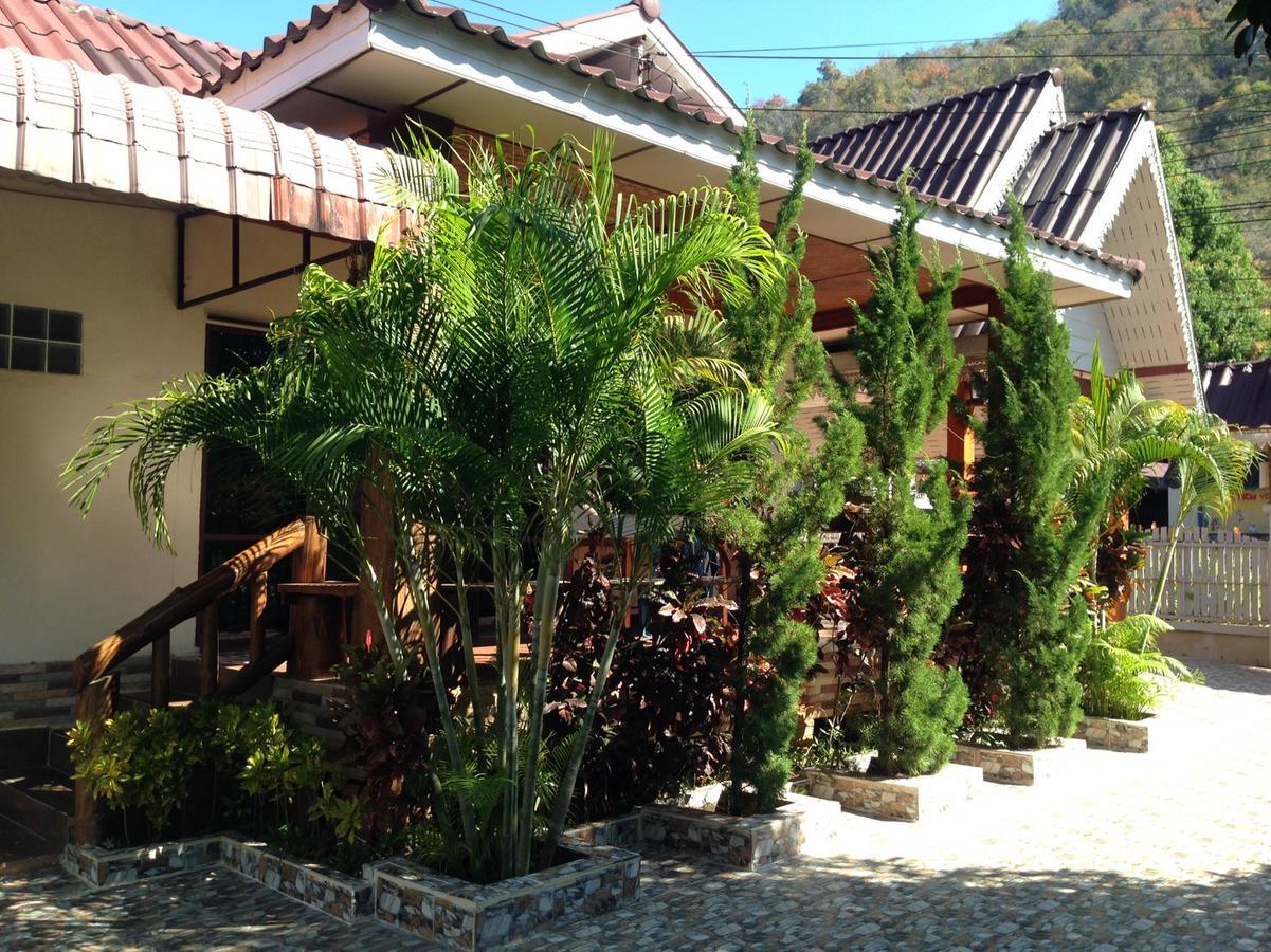 Pimpa House Hotel Ban Hua Nam Mae Sakut Exterior photo