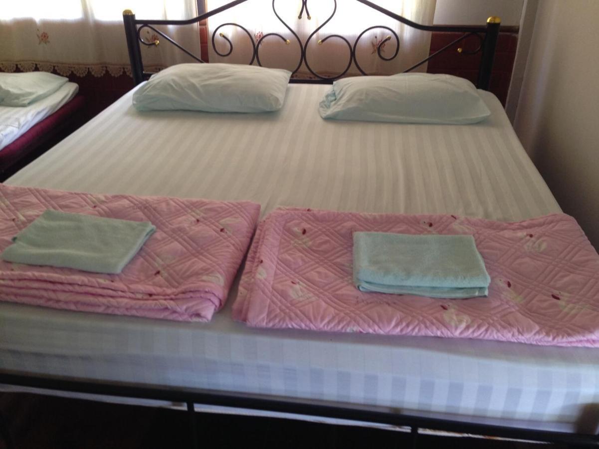 Pimpa House Hotel Ban Hua Nam Mae Sakut Exterior photo